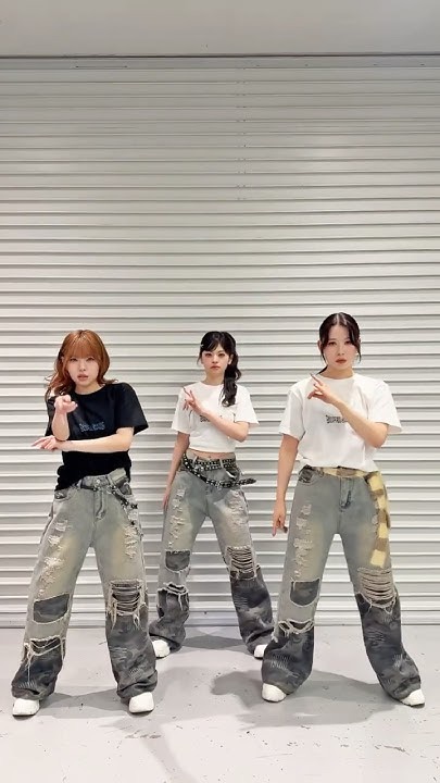 Behind-the-scenes cut of Kasahara Momona (ME:I)