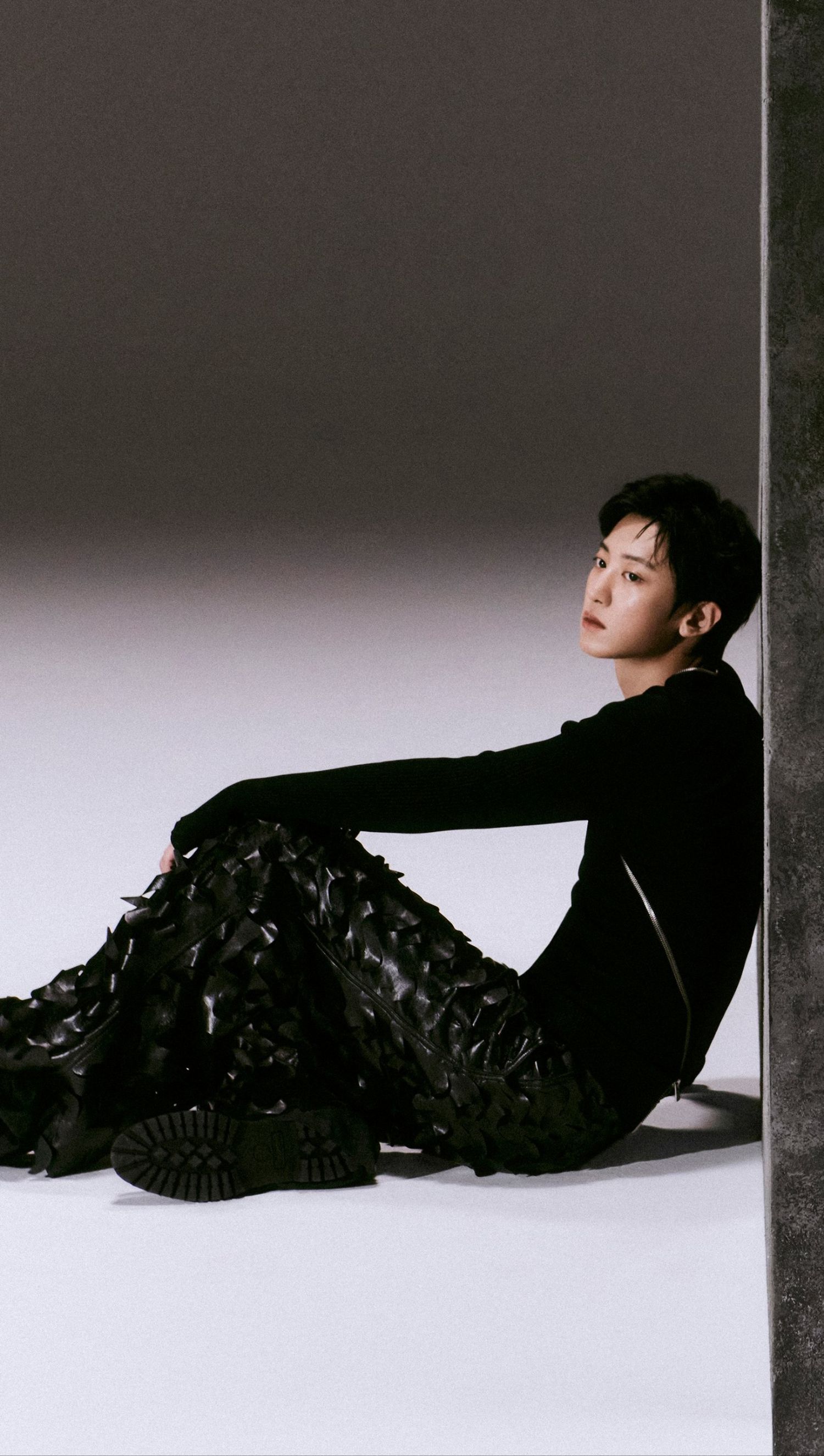 Today's most popular wallpaper in the Chanyeol (EXO) community