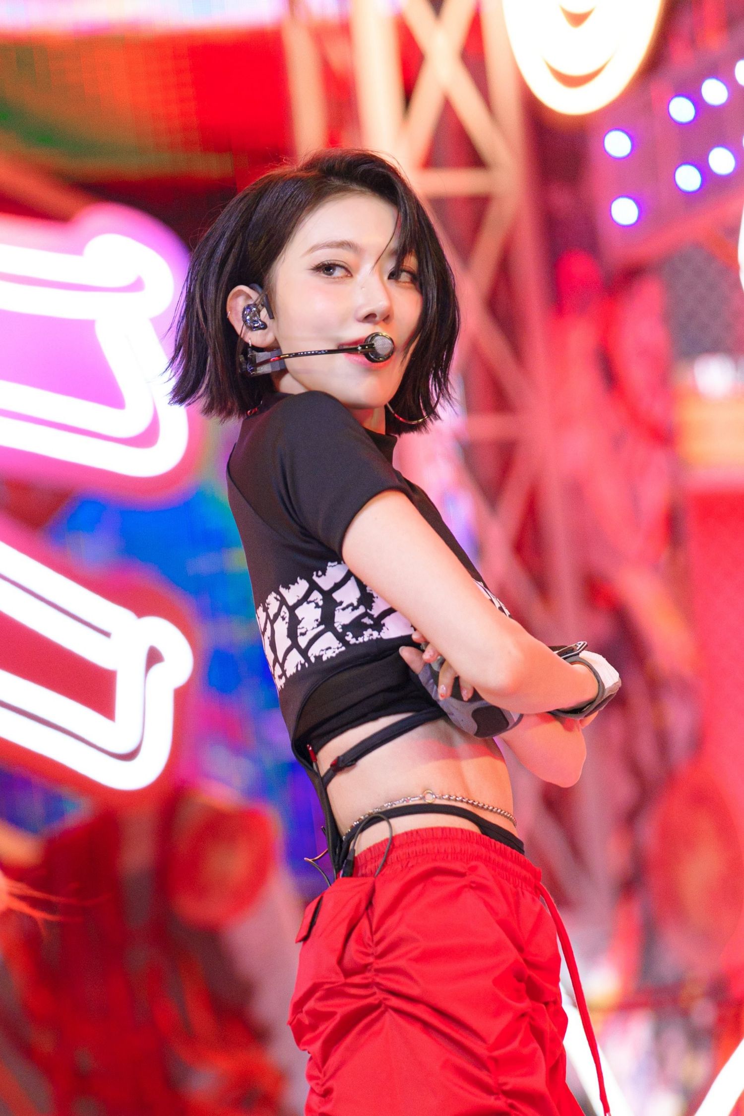 A moment captured by Sakura (LE SSERAFIM)'s fan