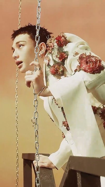 Fandom-recommended wallpaper image of Hyunjin (Stray Kids)