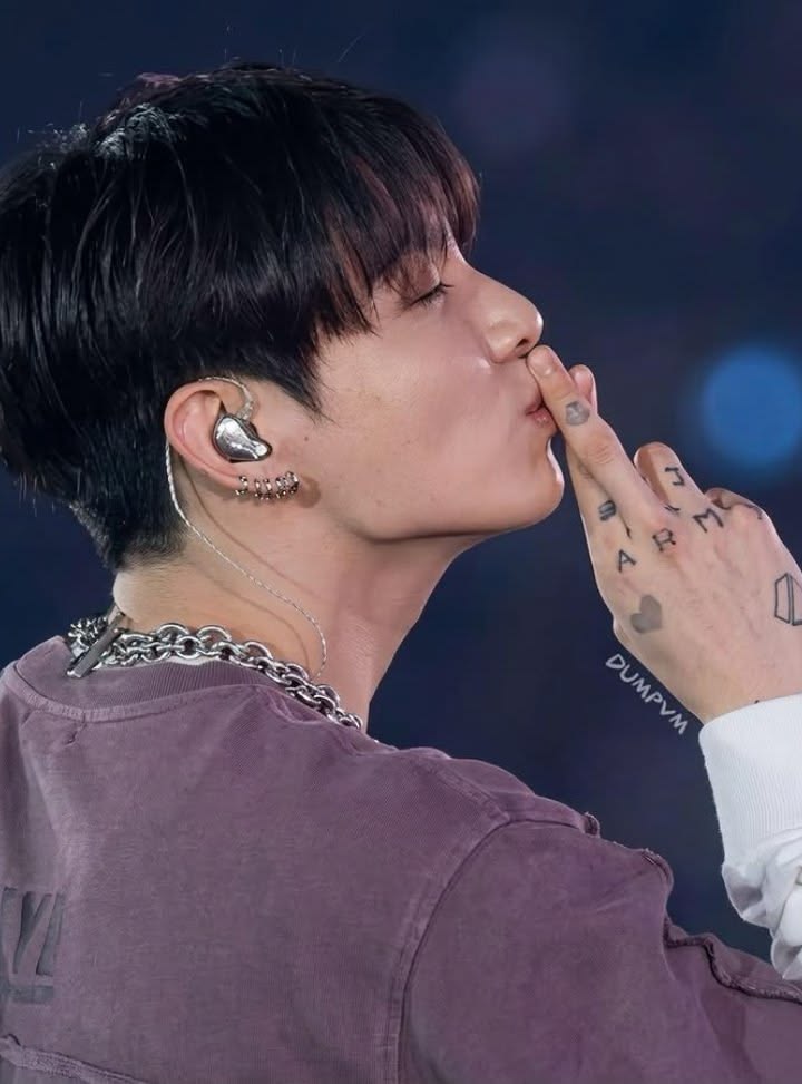 정국 (방탄소년단) 최근 활동샷