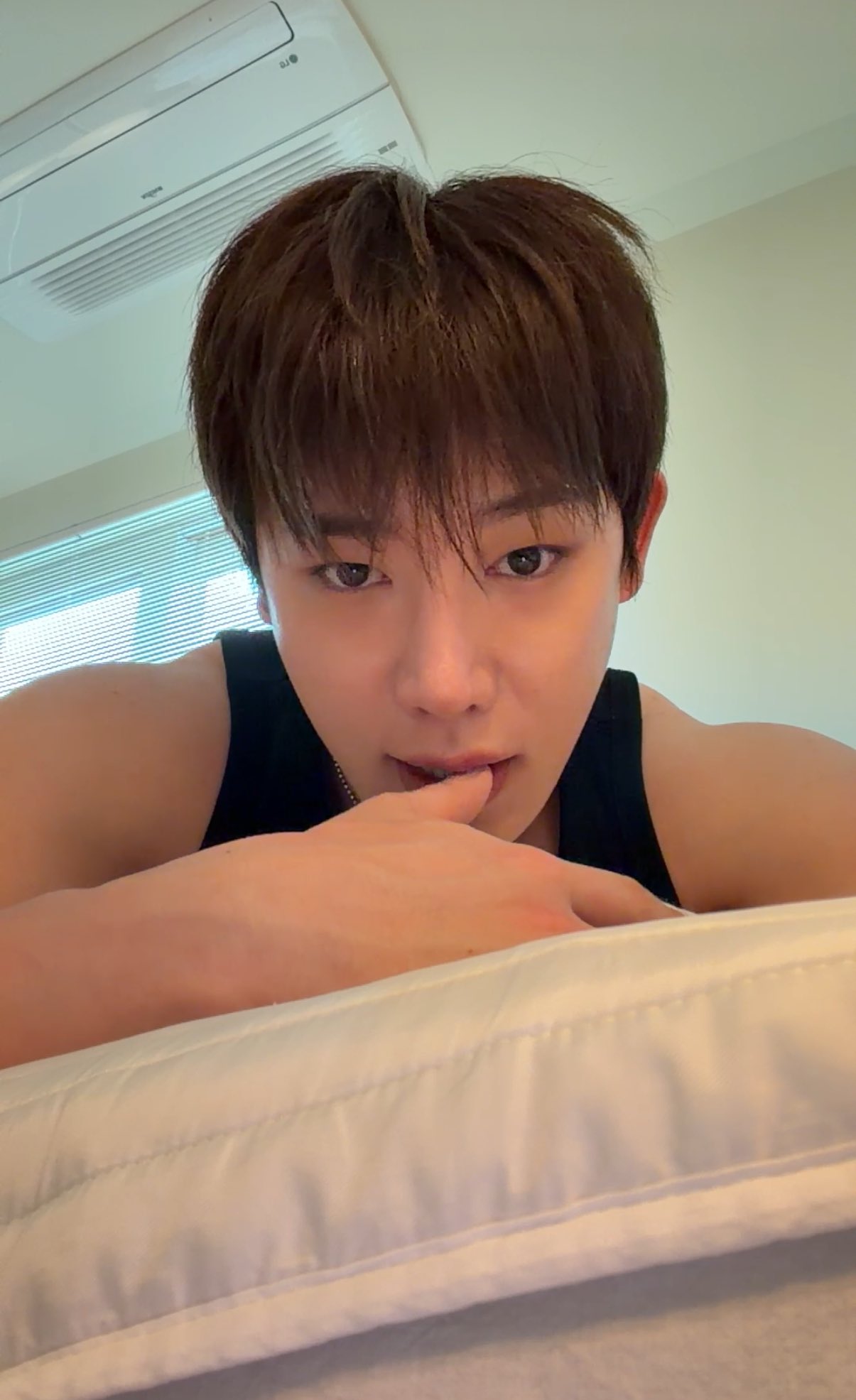 A moment captured by Wonho's fan