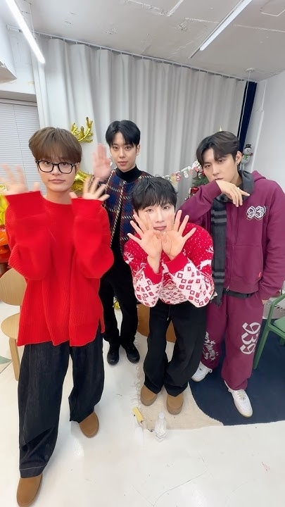 A moment captured by AB6IX's fan