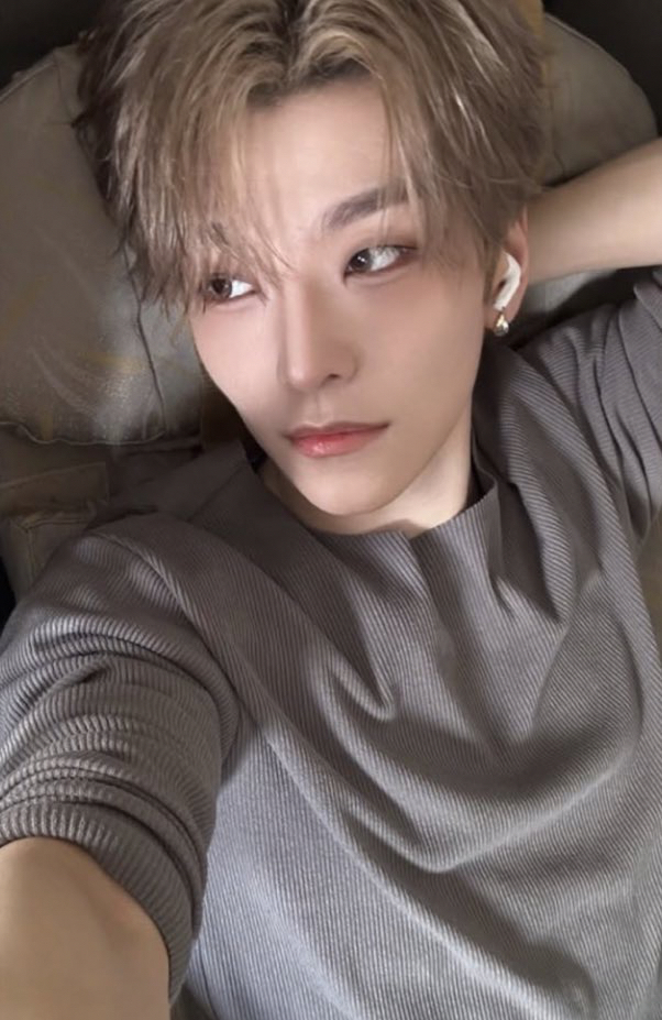 Recent activity shot of He Xinlong (ALPHA DRIVE ONE)