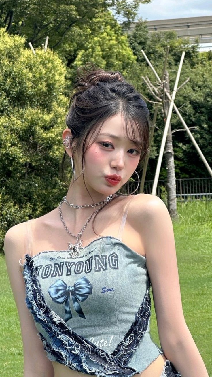 A moment captured by Jang Wonyoung (IVE)'s fan