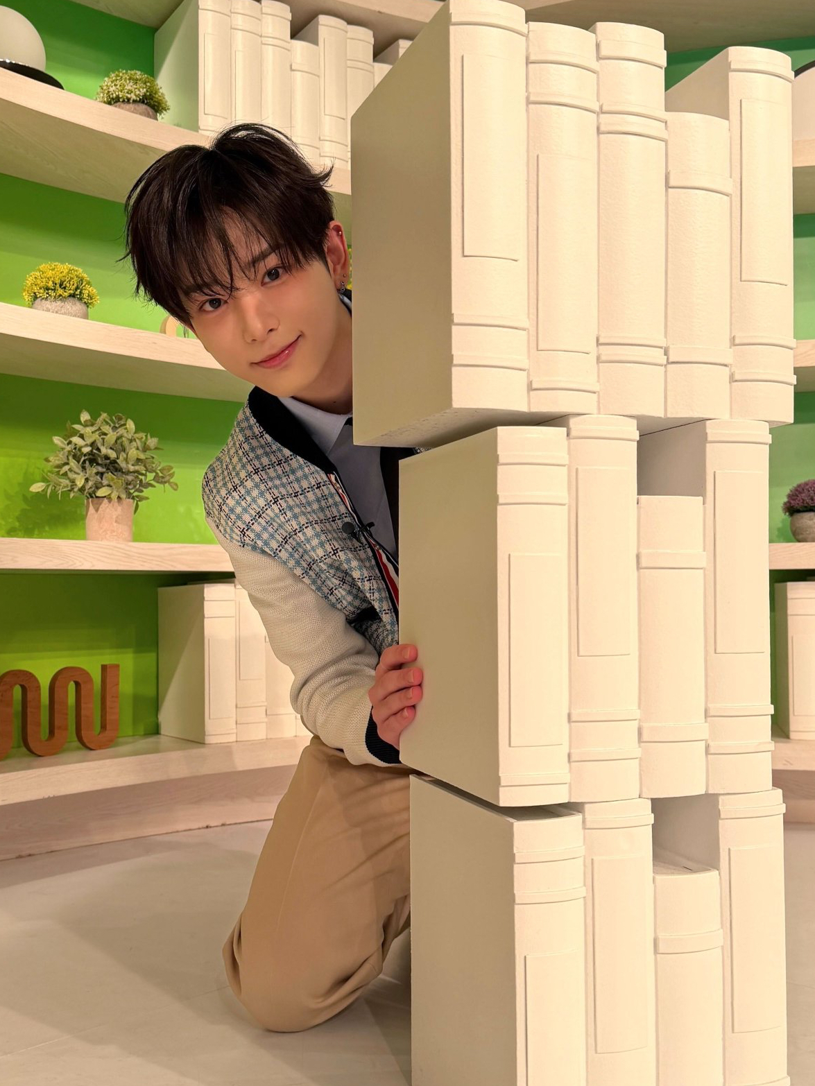 Behind-the-scenes cut of Harua (&TEAM)