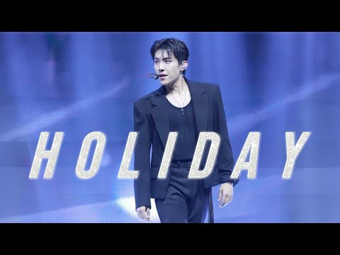 Behind-the-scenes cut of Park Woojin (AB6IX)