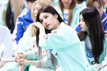 Latest photo of Yeji (ITZY)