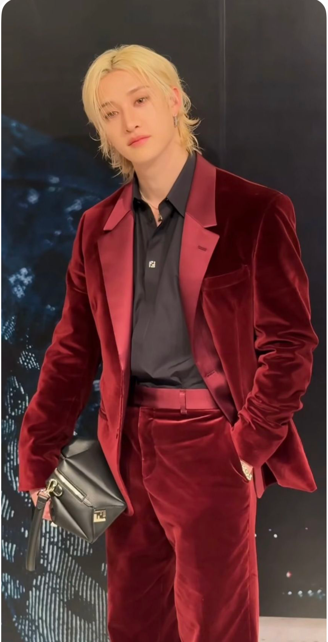 A heartfelt wallpaper shared by Bang Chan (Stray Kids)'s fans