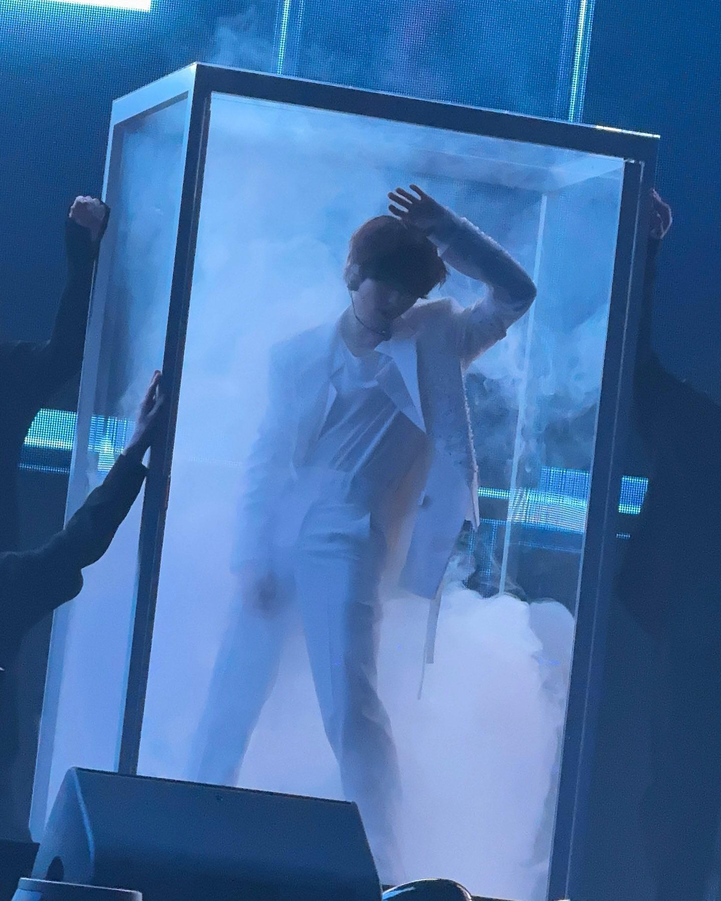 Recent activity shot of Han Yujin (ZEROBASEONE)