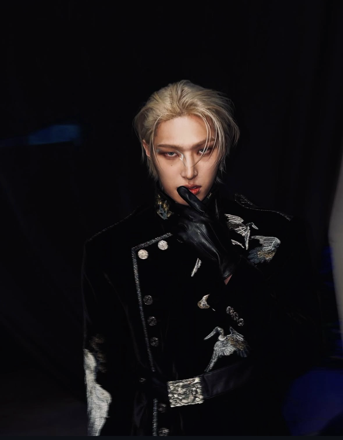 Behind-the-scenes cut of Mingi (ATEEZ)