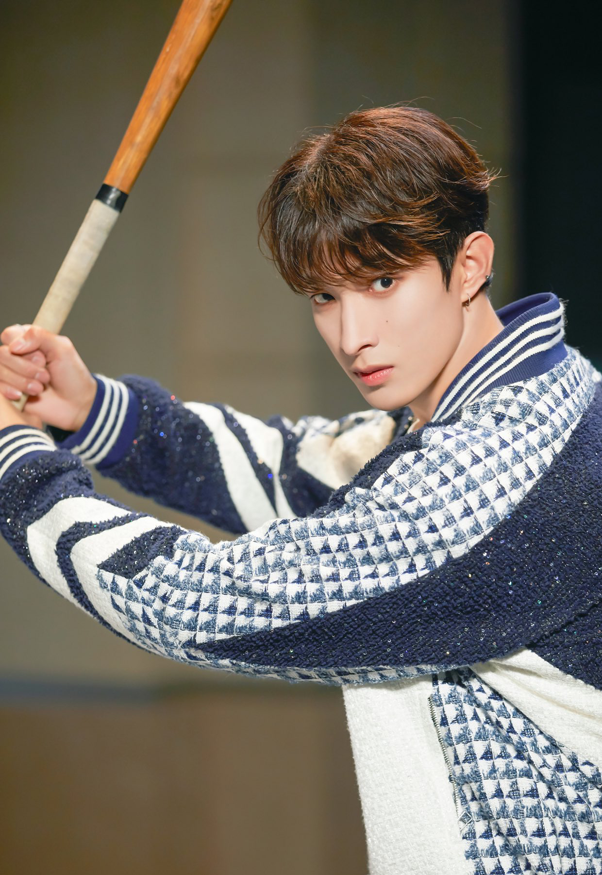 Behind-the-scenes cut of DK (SEVENTEEN)