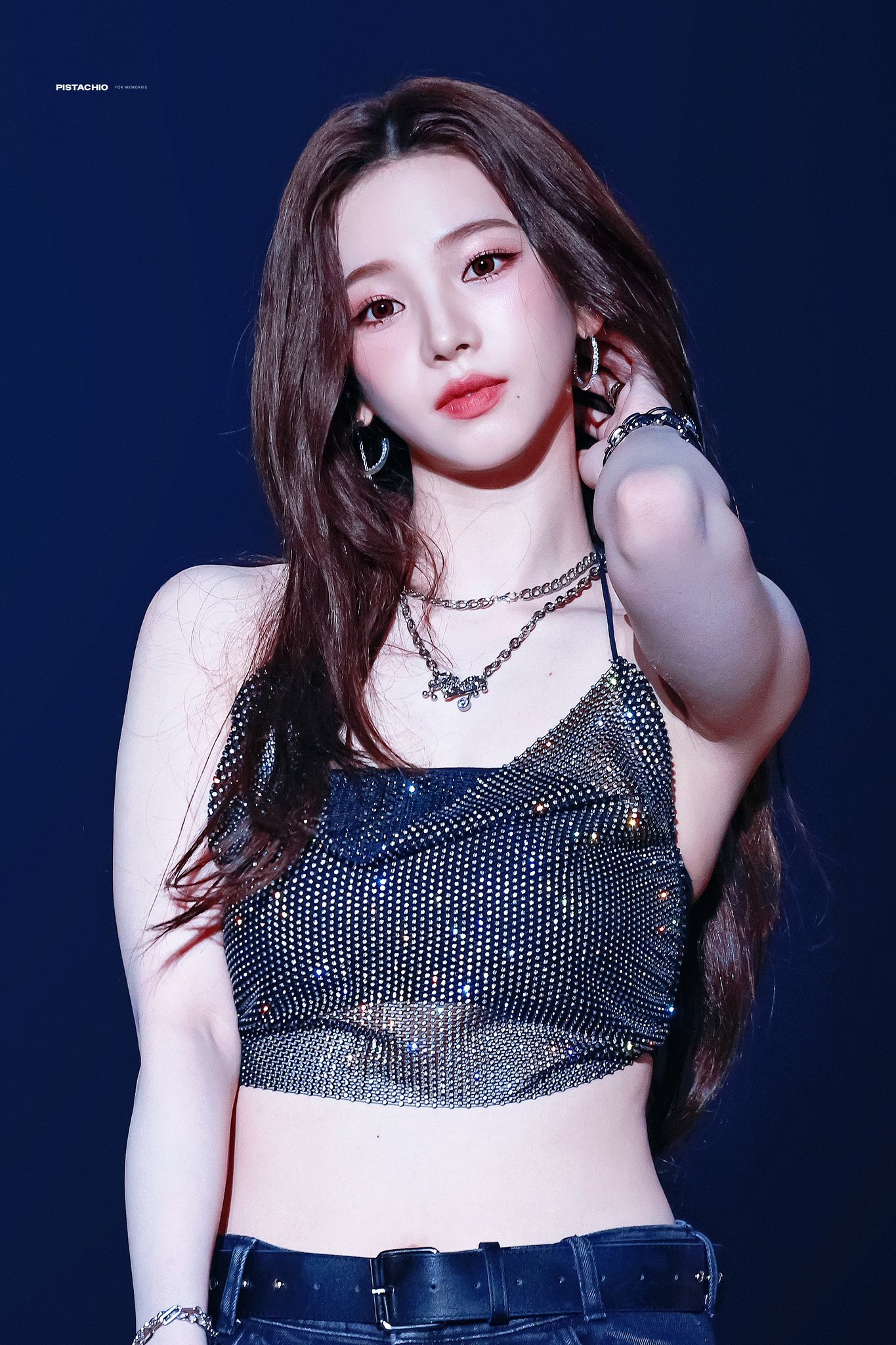 Recent activity shot of Karina (aespa)