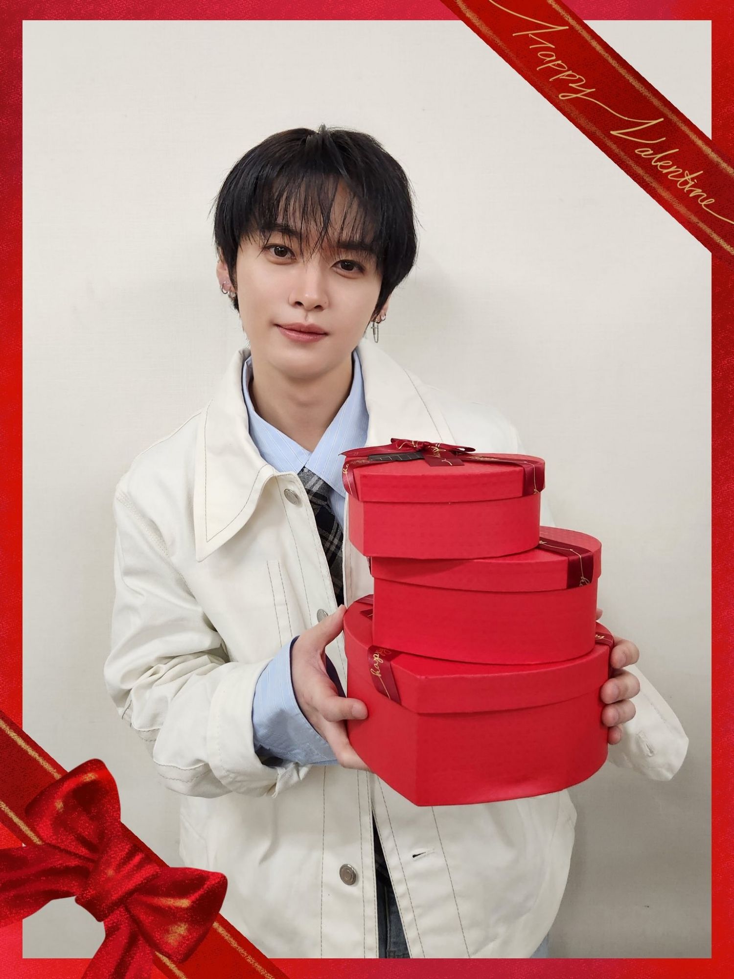 Behind-the-scenes cut of Stray Kids