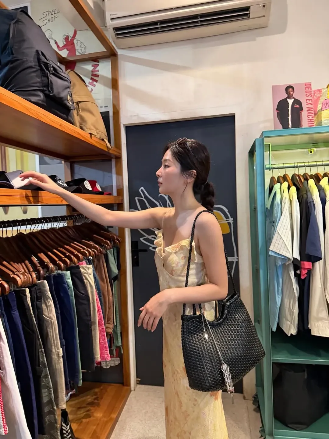 Behind-the-scenes cut of Seulgi (Red Velvet)