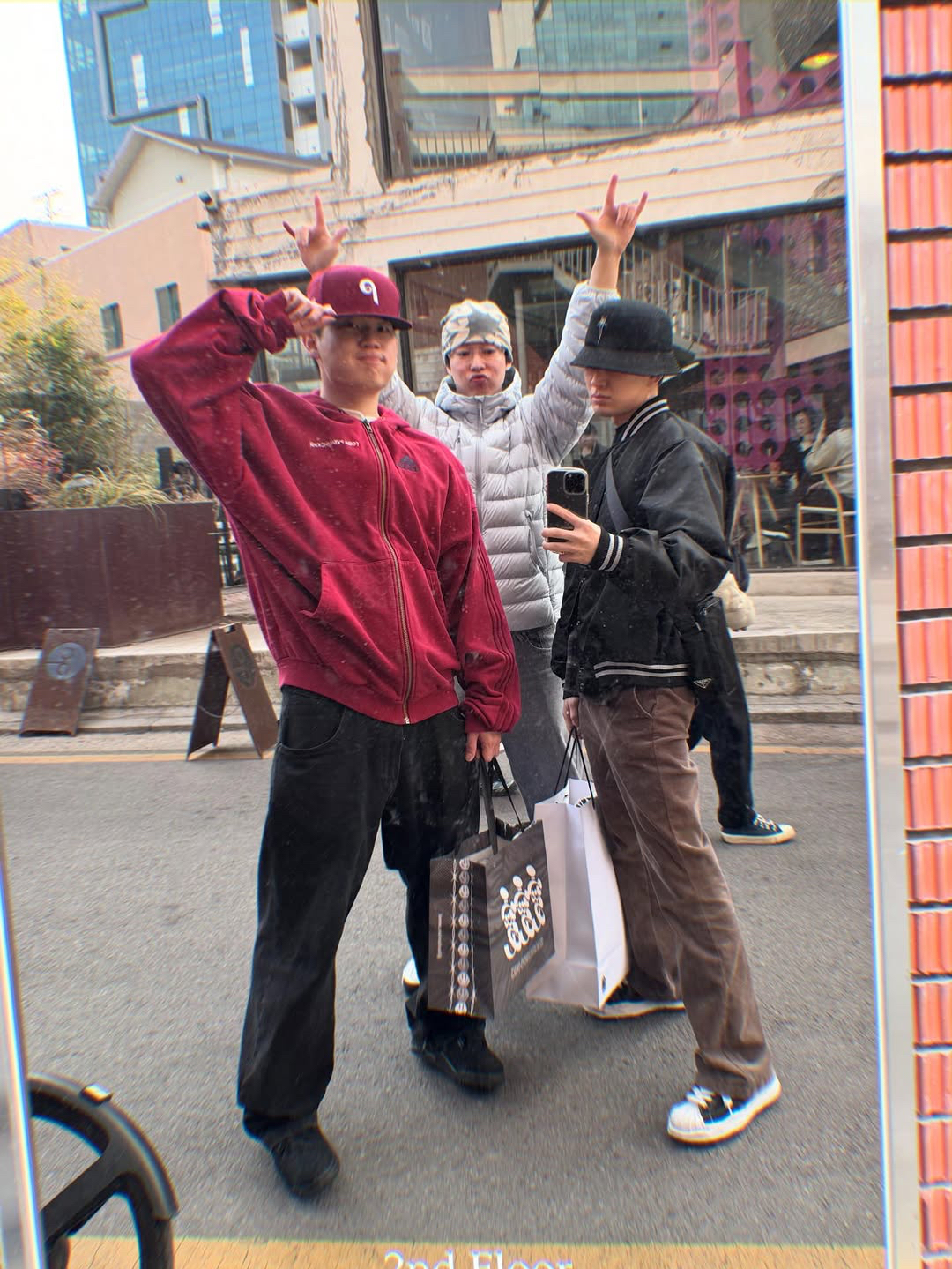 Momen yang diabadikan oleh penggemar iKON