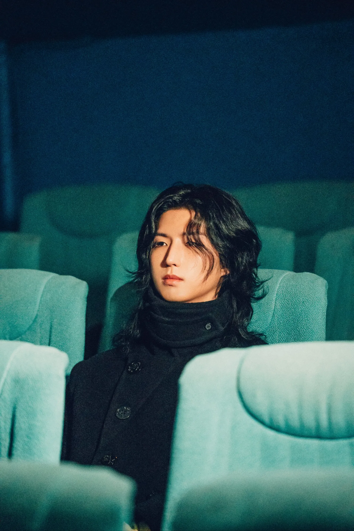 Behind-the-scenes cut of Jun Han (Xdinary Heroes)