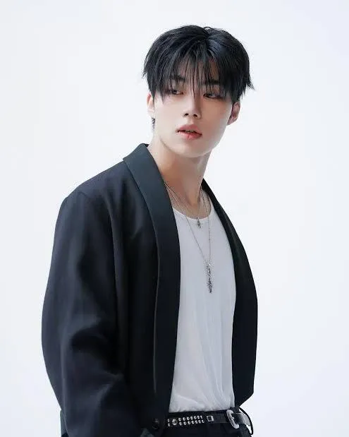 Latest photo of Park Gunwook (ZEROBASEONE)