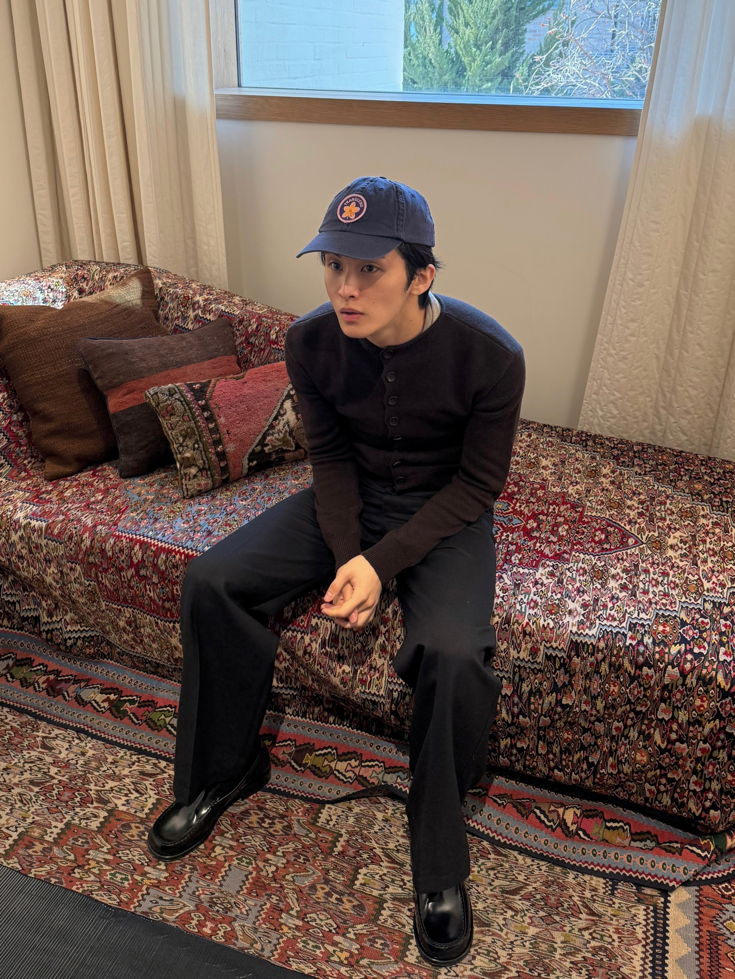 Behind-the-scenes cut of Mark