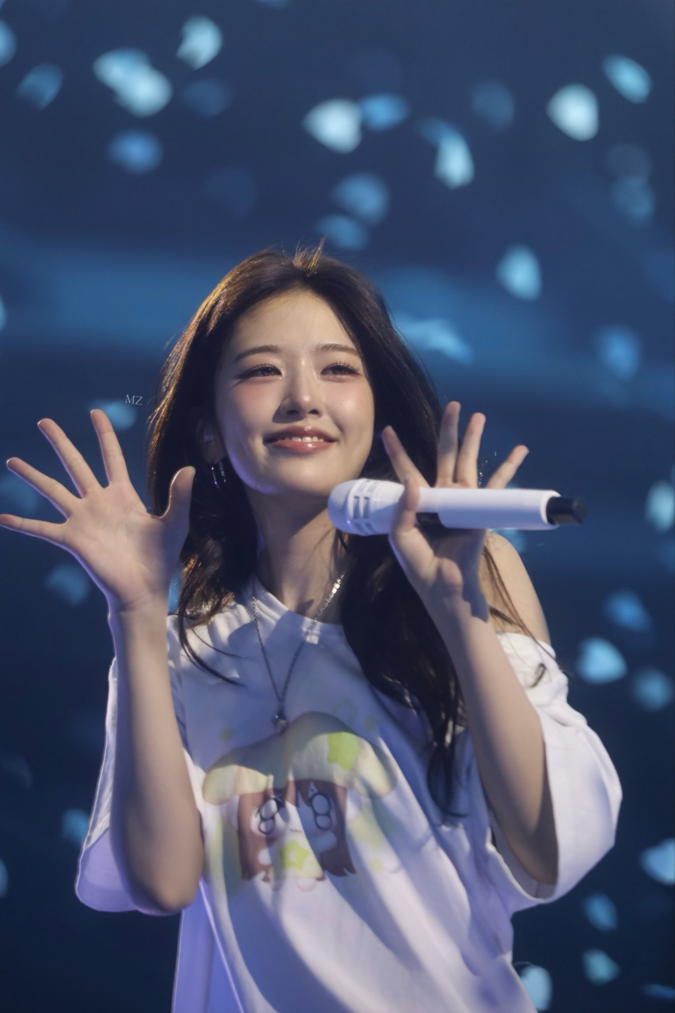 안유진 (IVE) 팬이 찍은 순간