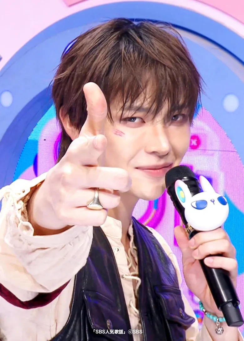 Recent activity shot of Nicholas (&TEAM)