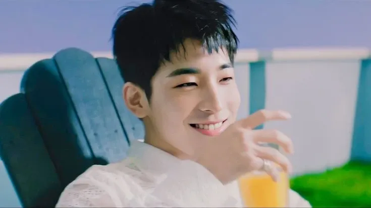 원우 (세븐틴) 최근 활동샷