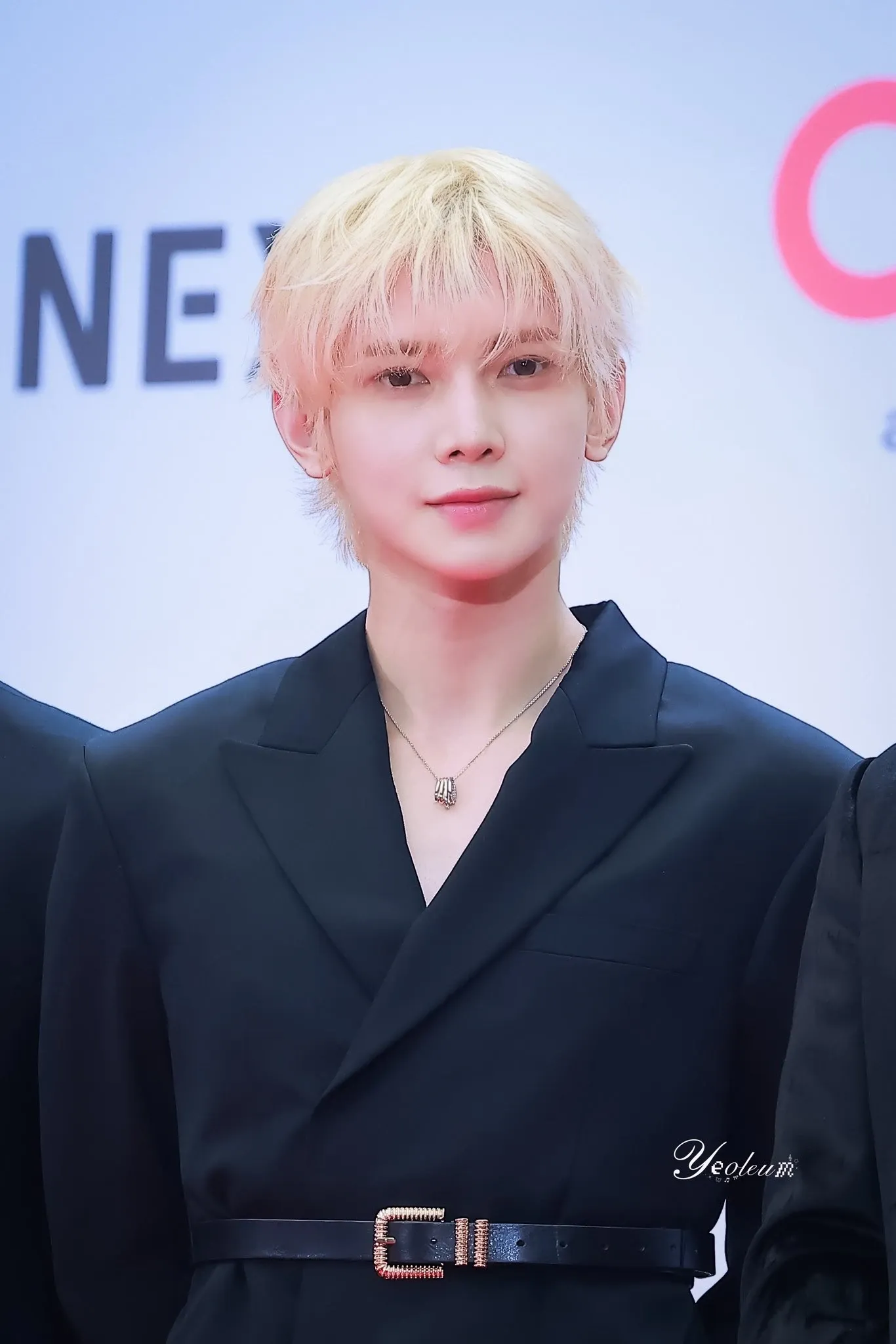 에이티즈의 비하인드 컷