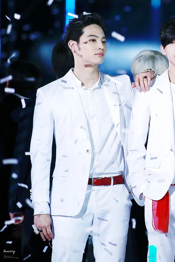 Foto aktivitas terbaru JAY B (GOT7)