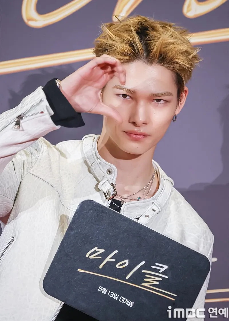 Behind-the-scenes cut of NI-KI (ENHYPEN)