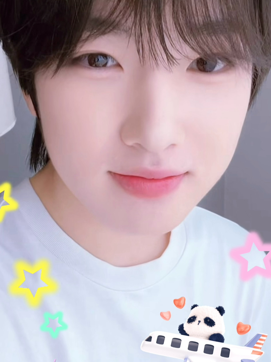 Recent activity shot of Sakuya (NCT WISH)