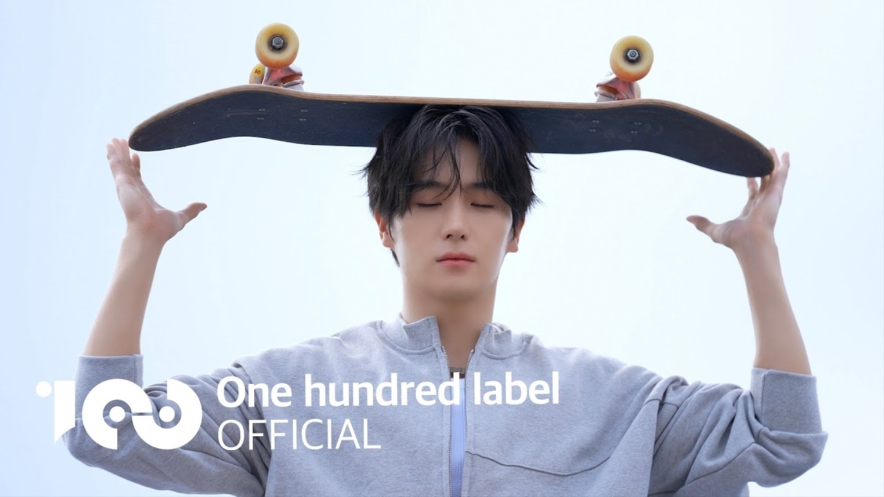 Recent activity shot of Hyunjae (THE BOYZ)