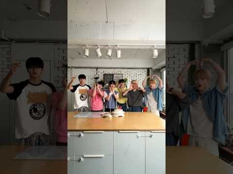 Behind-the-scenes cut of Hanbin (TEMPEST)