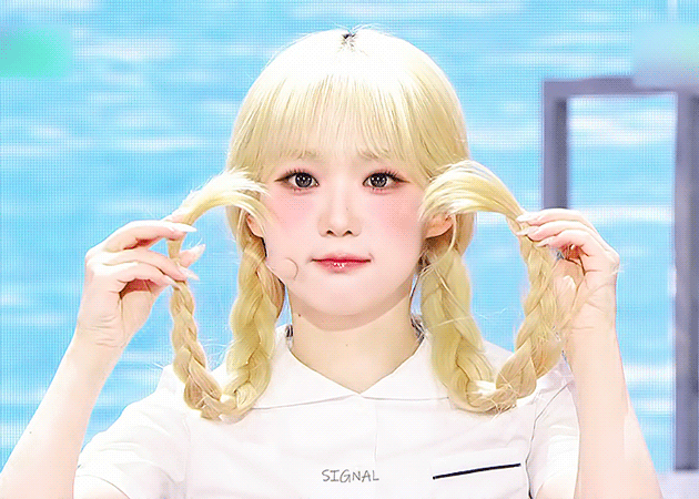 Latest photo of tripleS