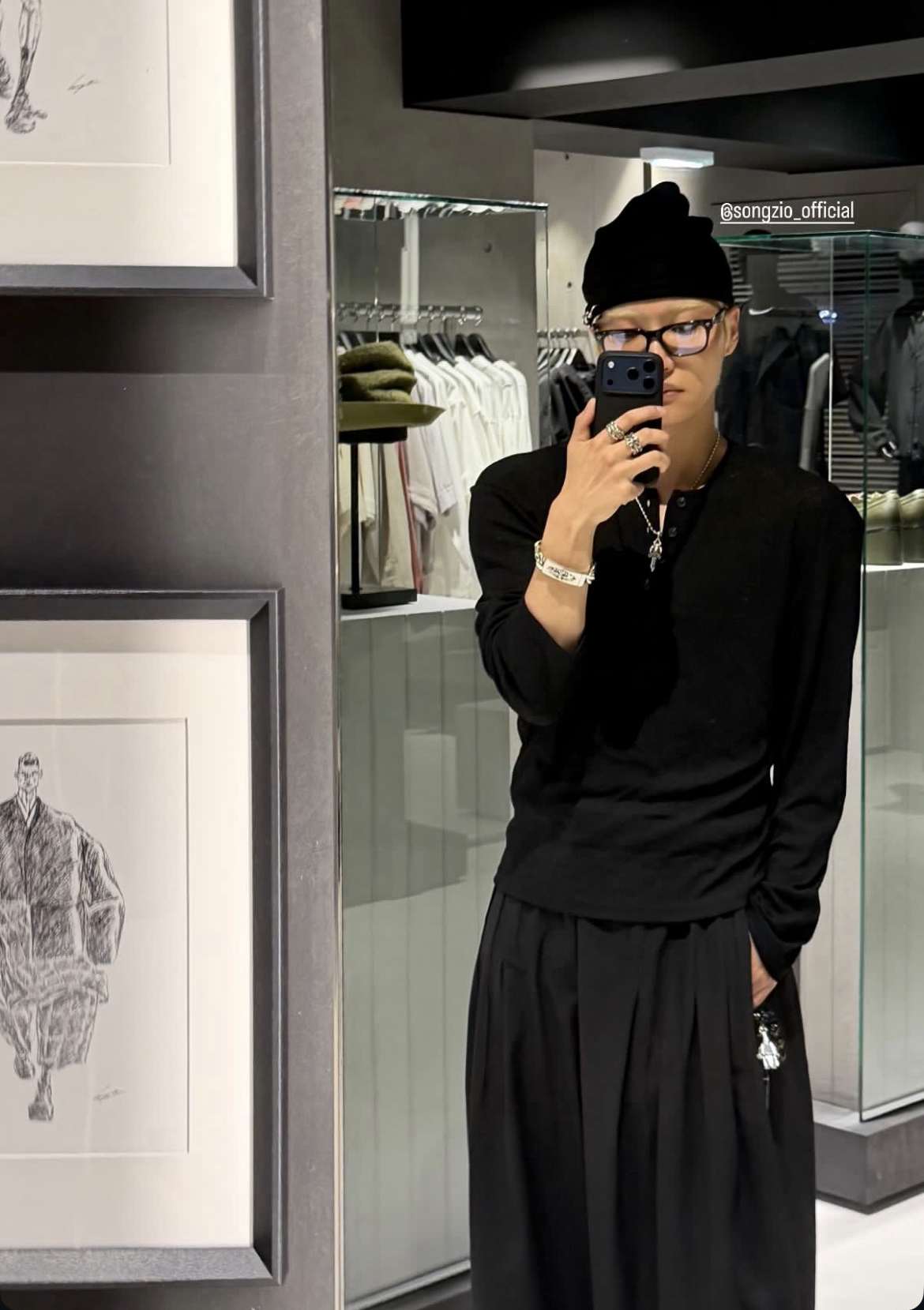 Recent activity shot of Seonghwa (ATEEZ)