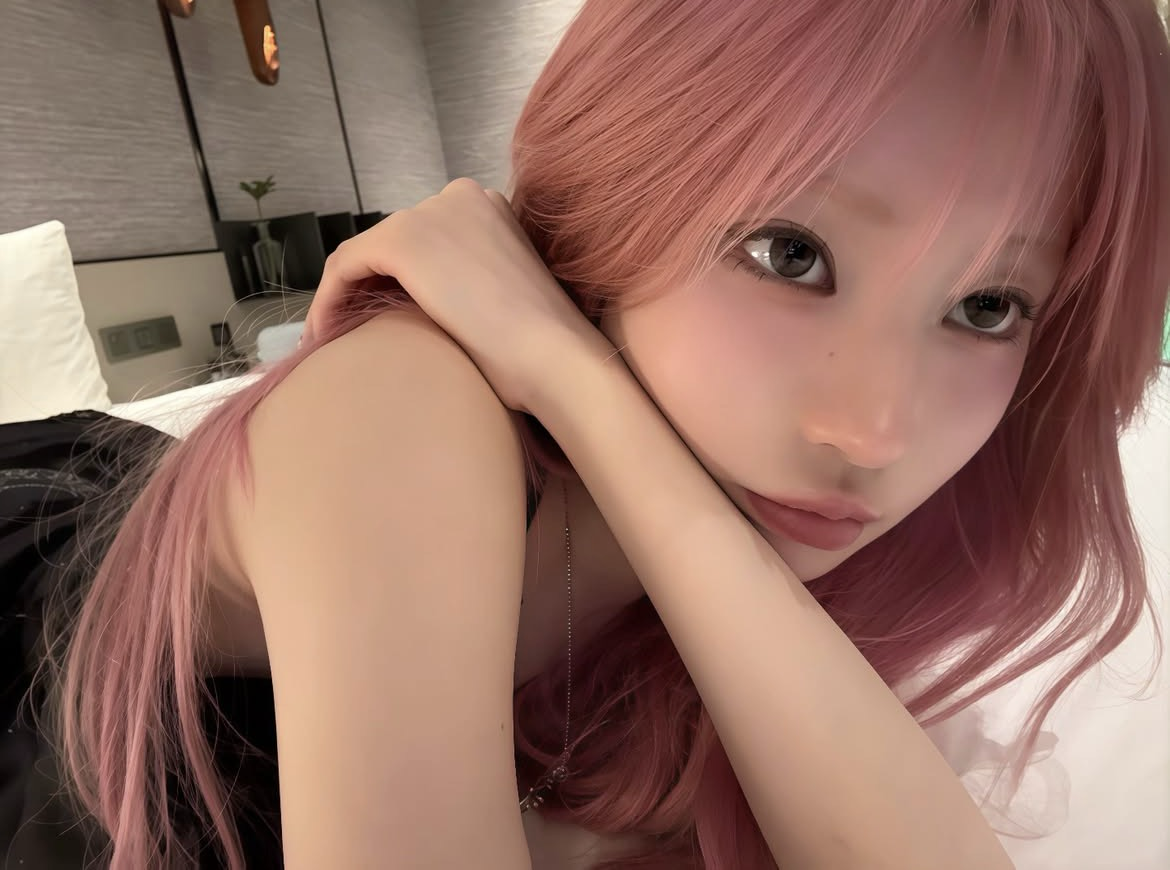 Behind-the-scenes cut of Asa (BABYMONSTER)