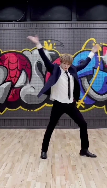 Fandom-recommended wallpaper image of Kang Daniel