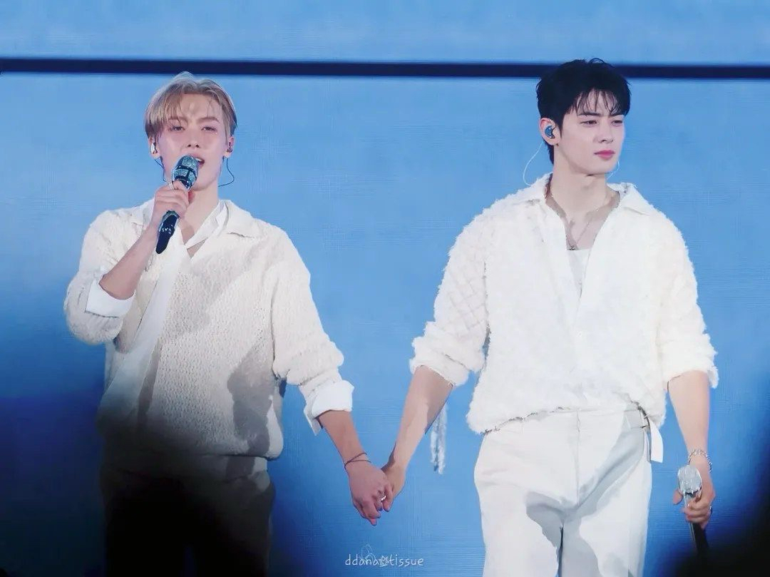 Must-see popular post of 윤산하 (아스트로), your favorite