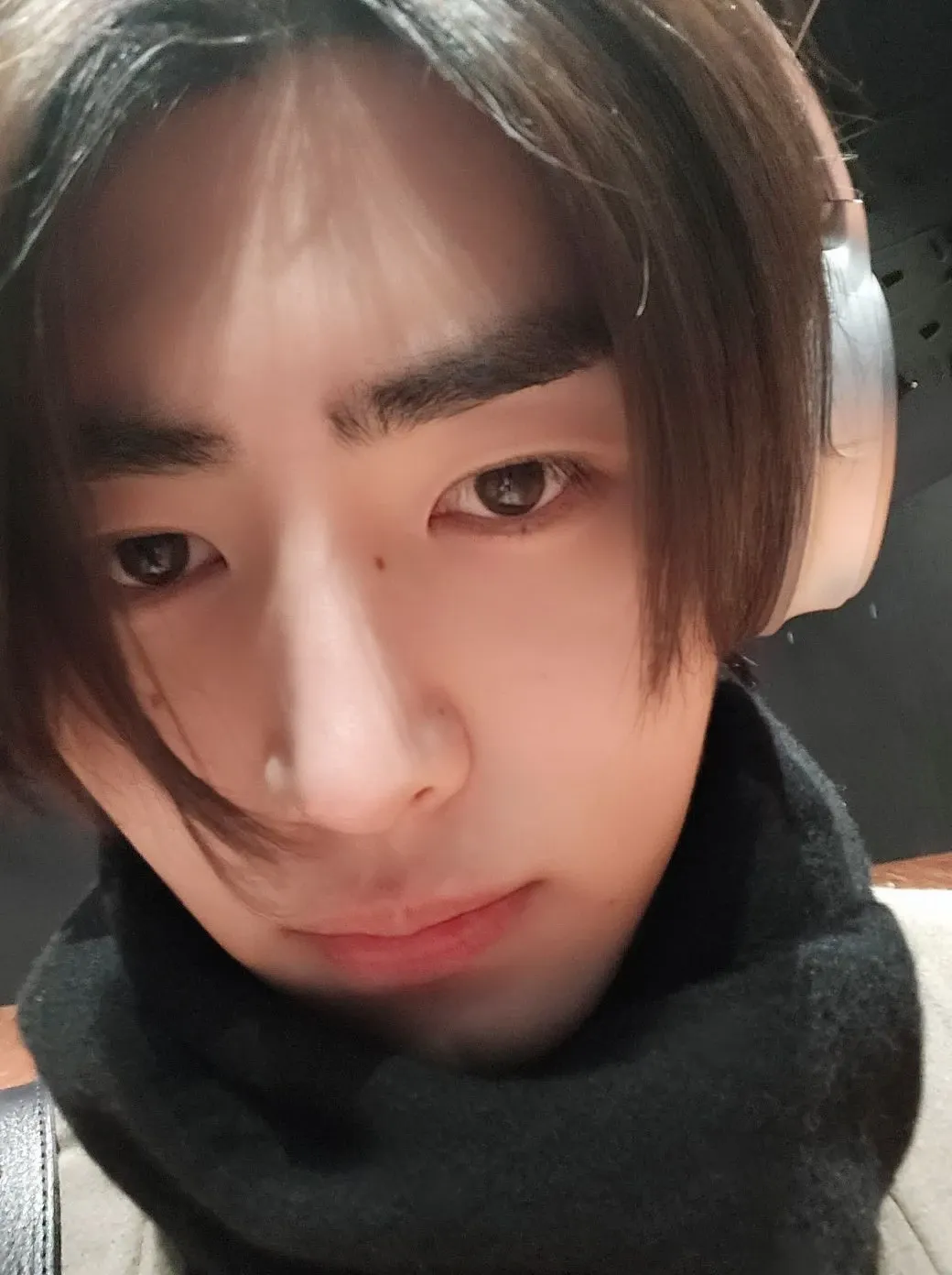 Recent activity shot of Sunghoon (ENHYPEN)