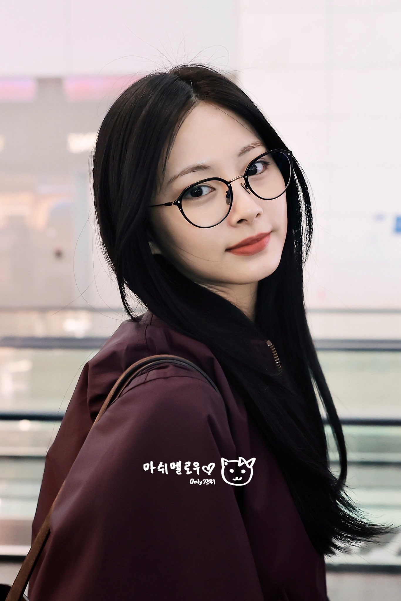 Potret di balik layar Tzuyu (TWICE)