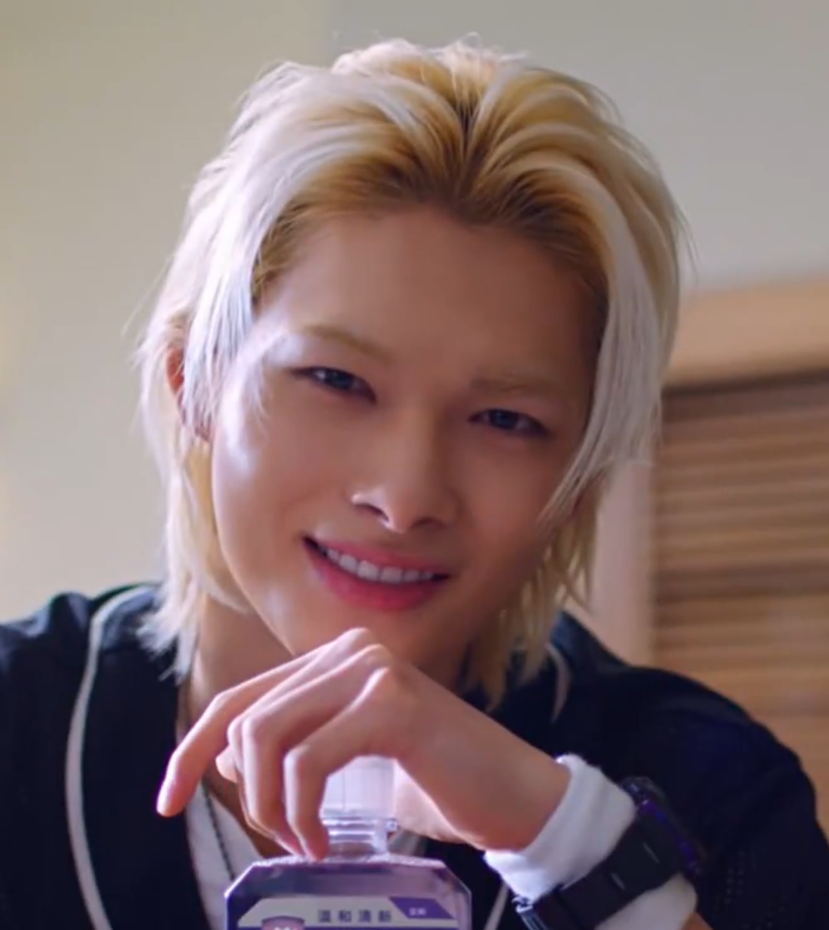 NI-KI (ENHYPEN)的最新活动照片