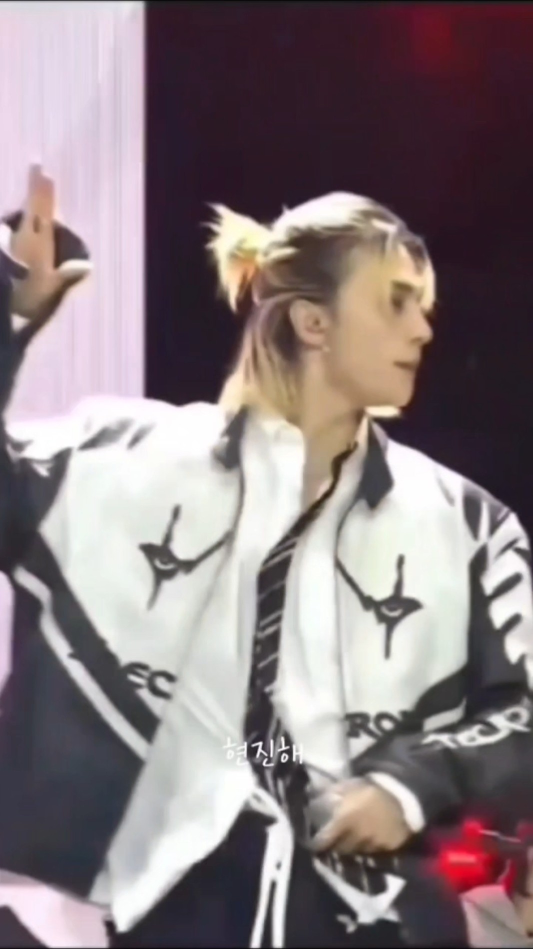 Latest photo of Hyunjin (Stray Kids)