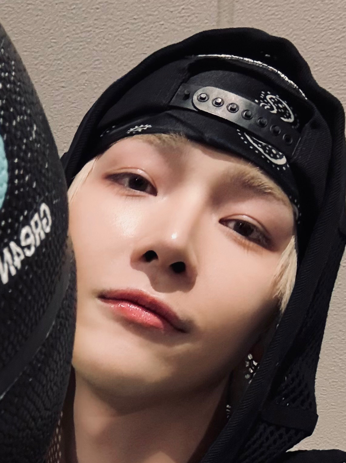 A moment captured by Nicholas (&TEAM)'s fan