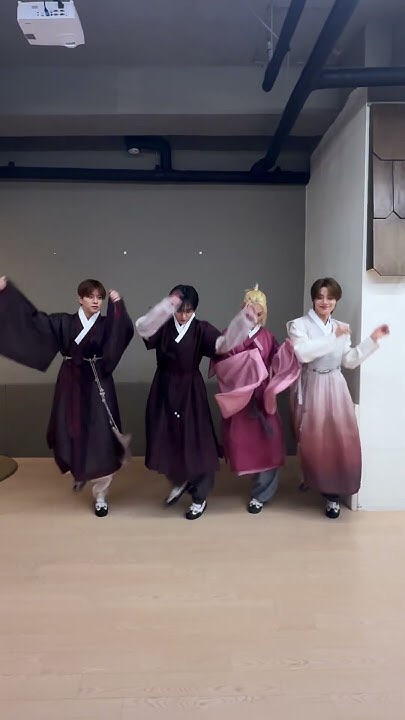 The most beloved wallpaper among Stray Kids's fans