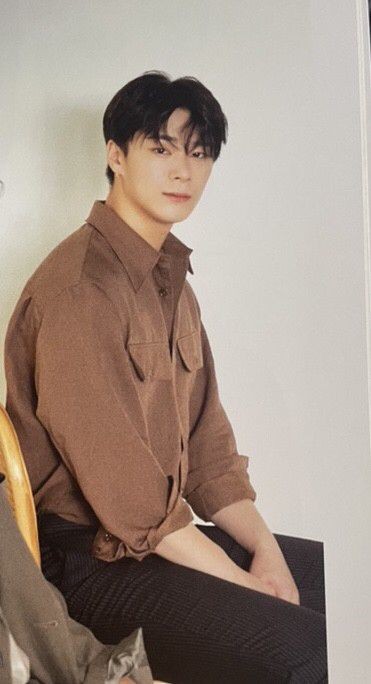 A moment captured by Moonbin (ASTRO)'s fan