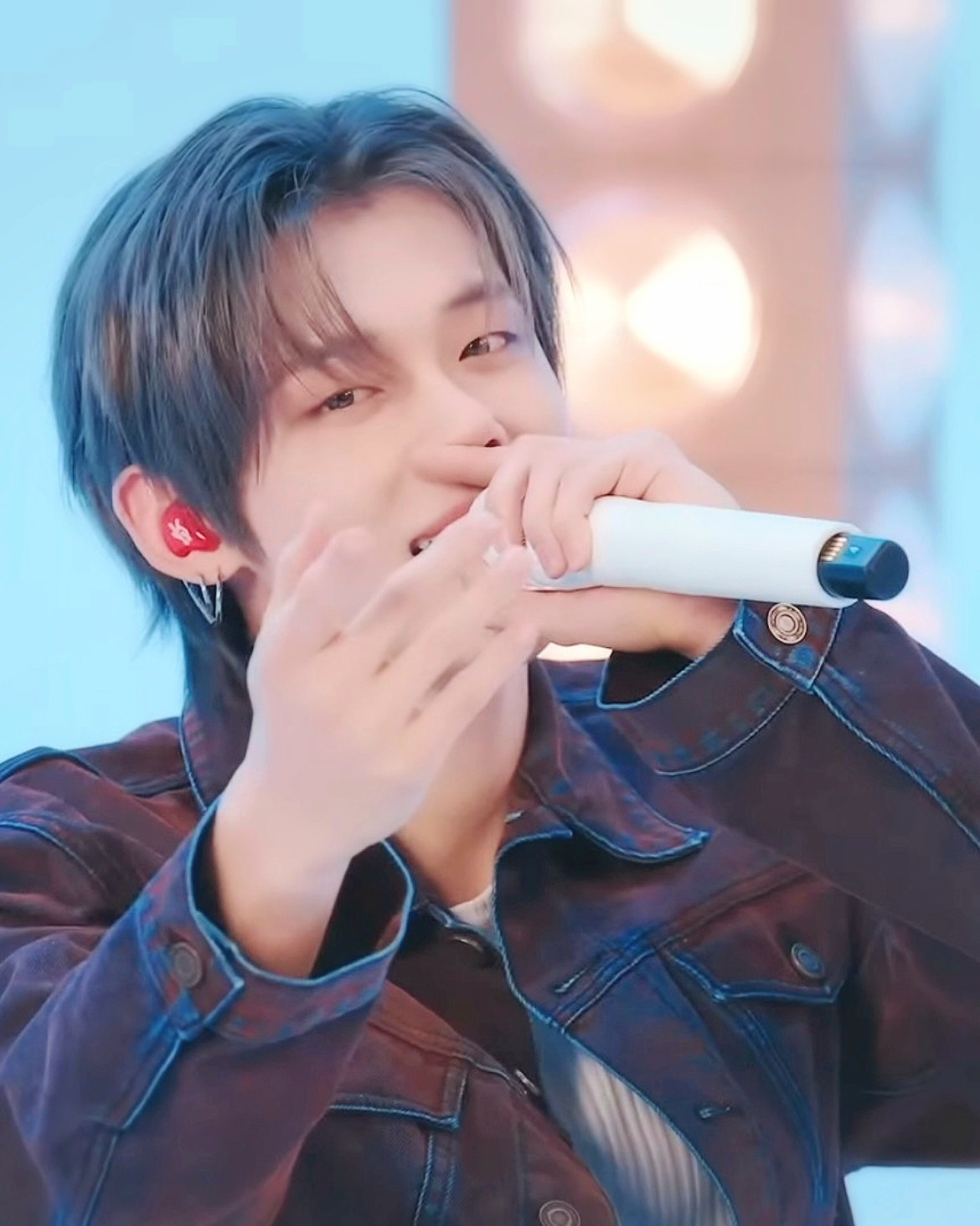 Latest photo of Yeonjun (TOMORROW X TOGETHER)