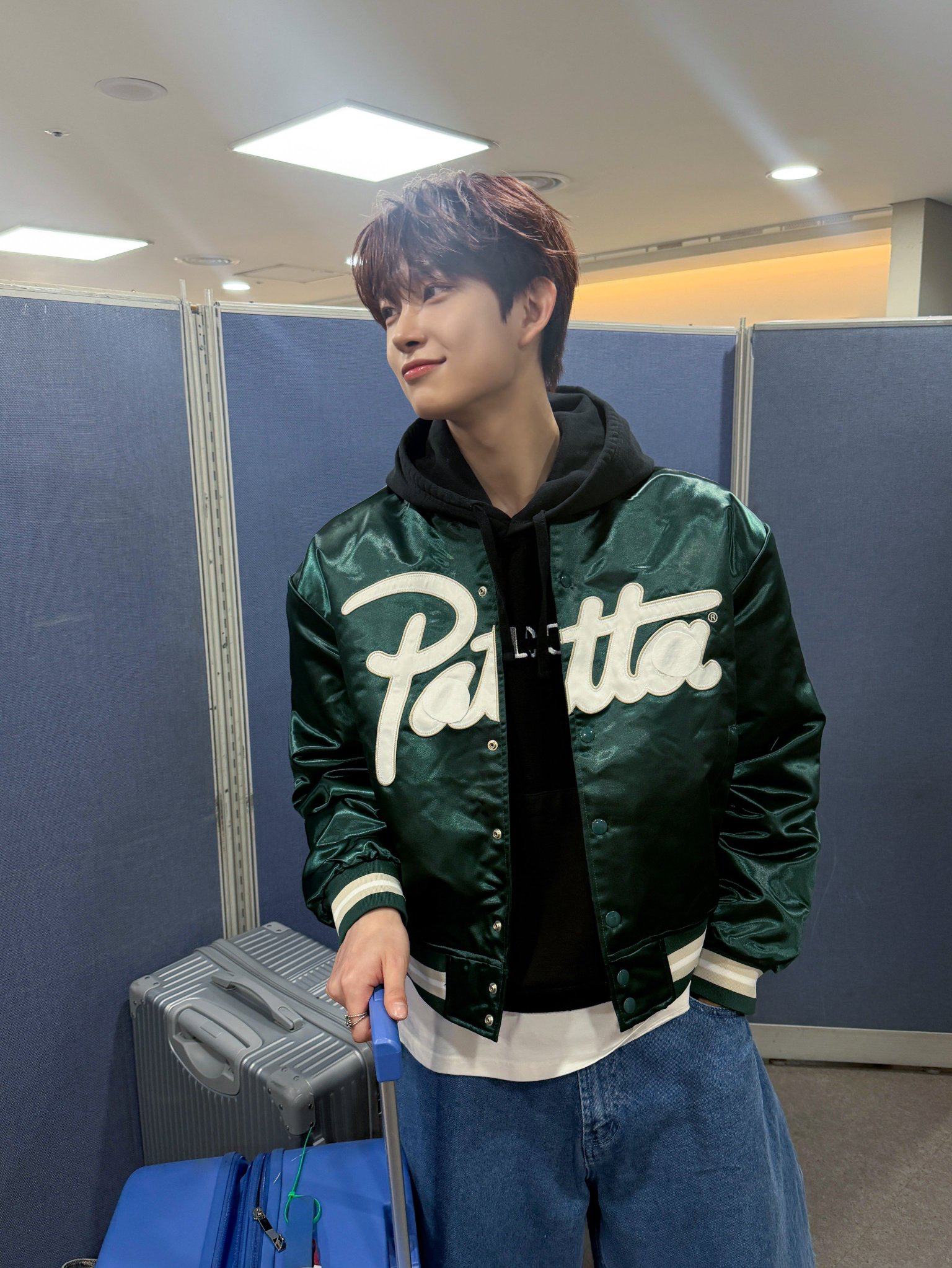 Behind-the-scenes cut of Kim Geonwoo (ALPHA DRIVE ONE)