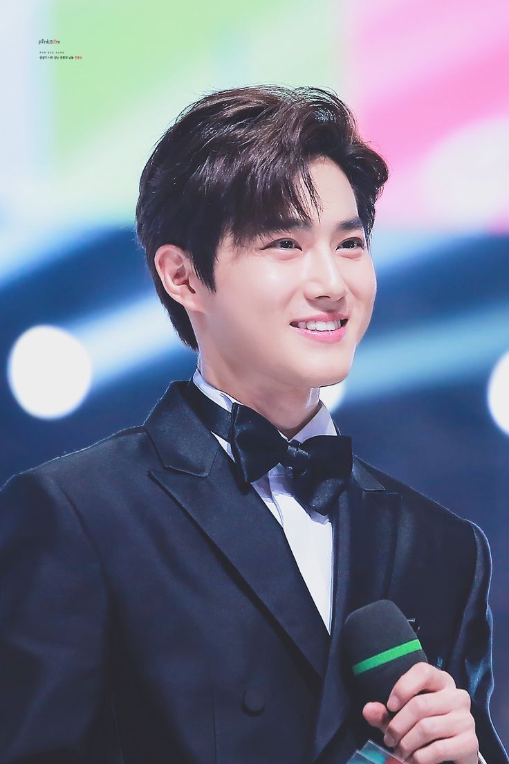 A moment captured by Suho (EXO)'s fan
