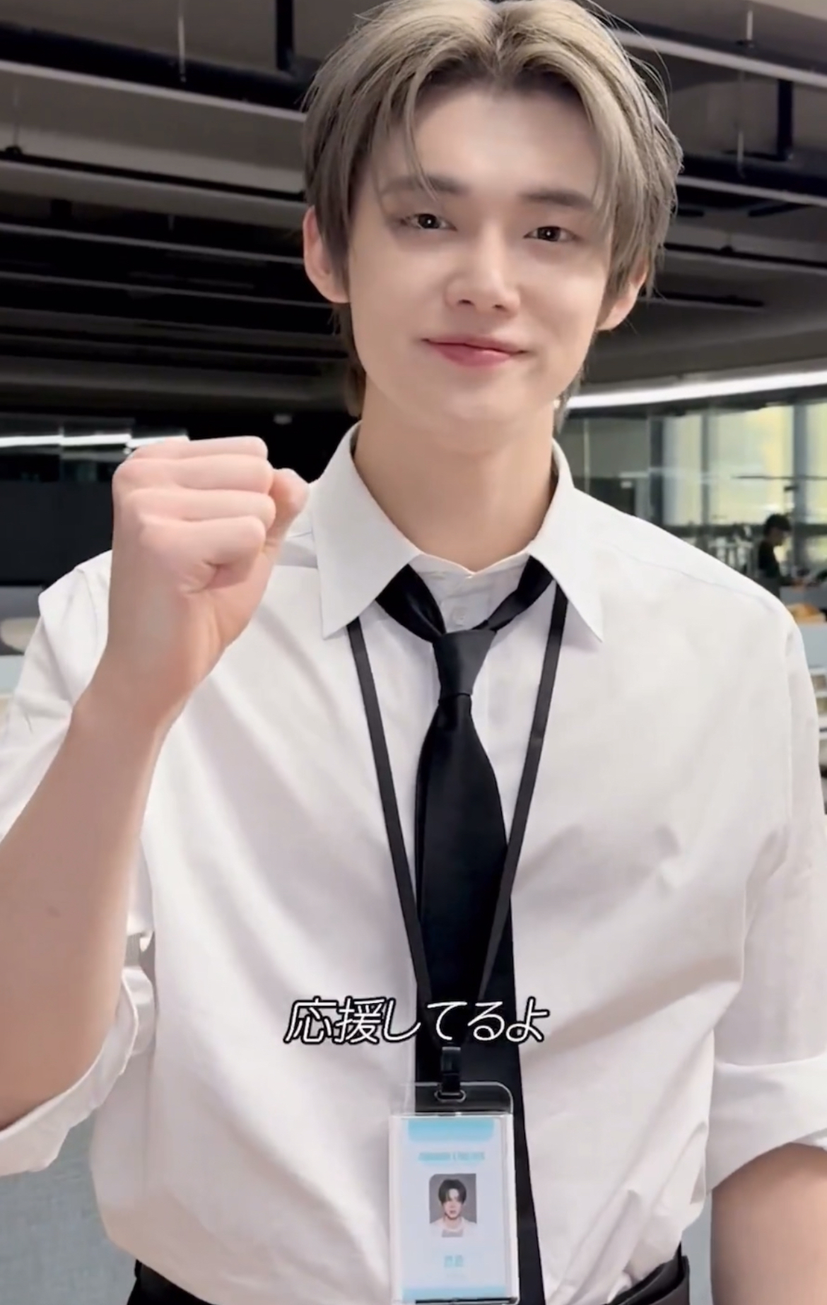 ヨンジュン (TOMORROW X TOGETHER)の舞台裏ショット