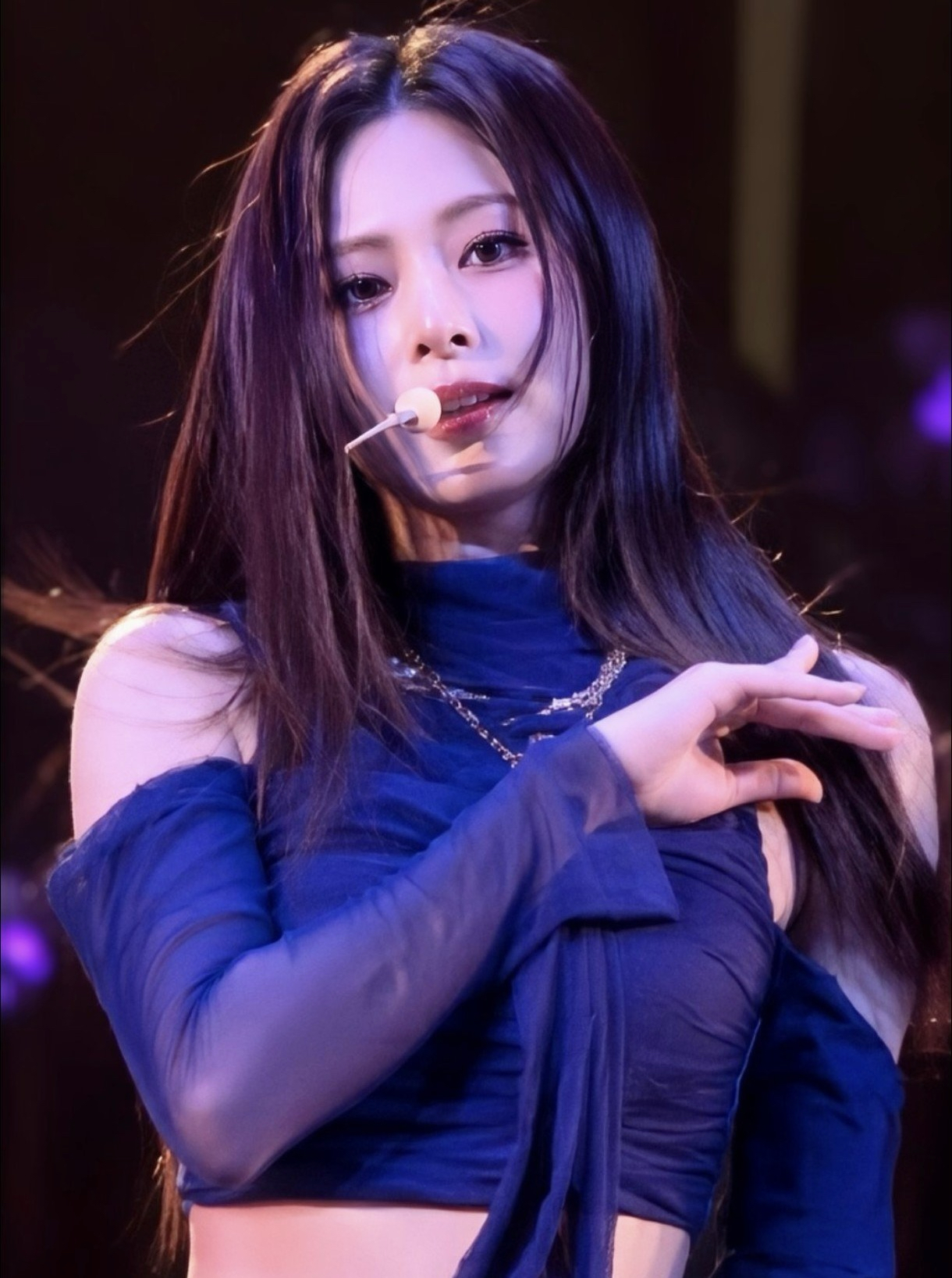 Potret di balik layar Tzuyu (TWICE)