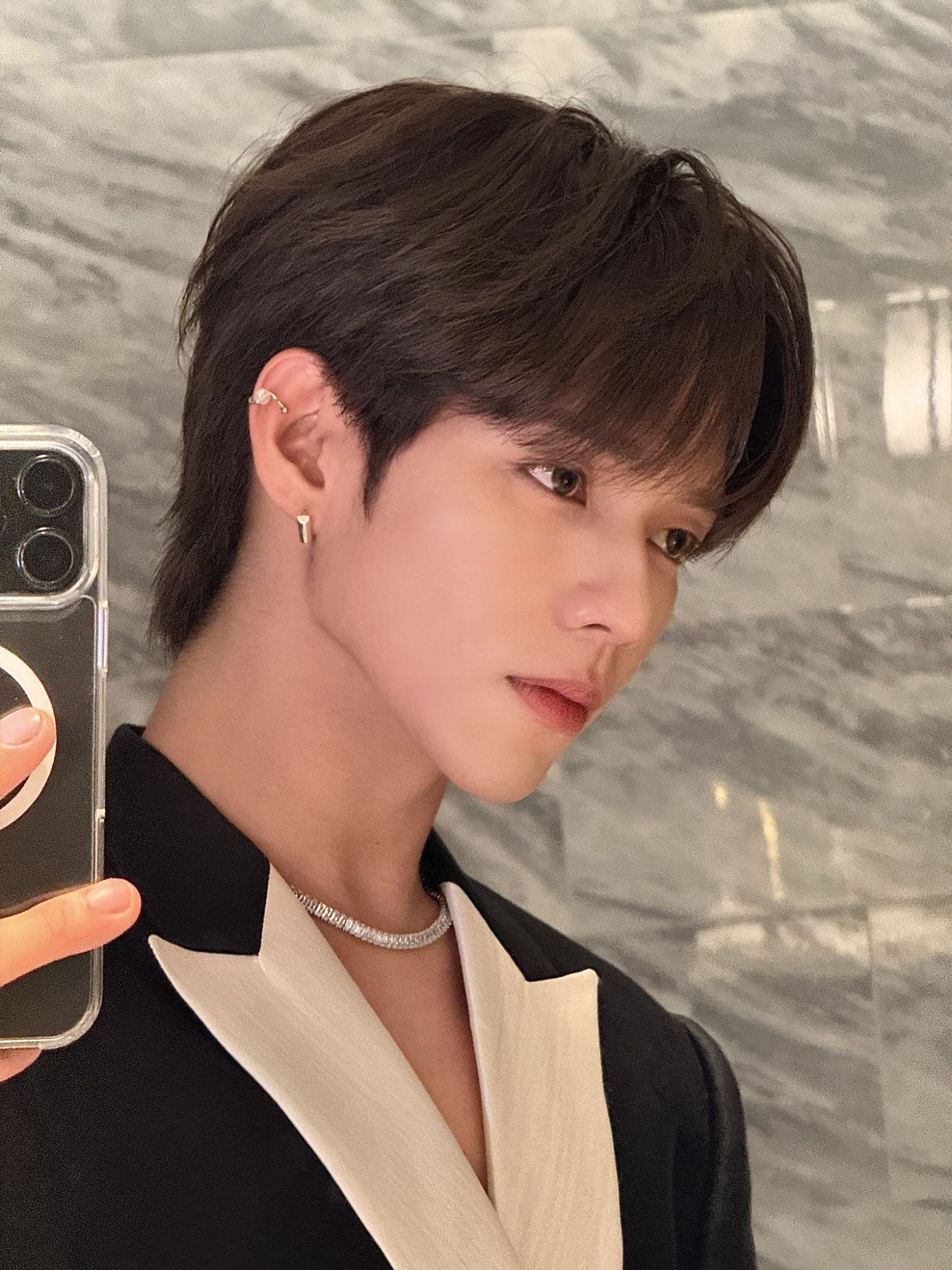 JL (AHOF)的幕后花絮